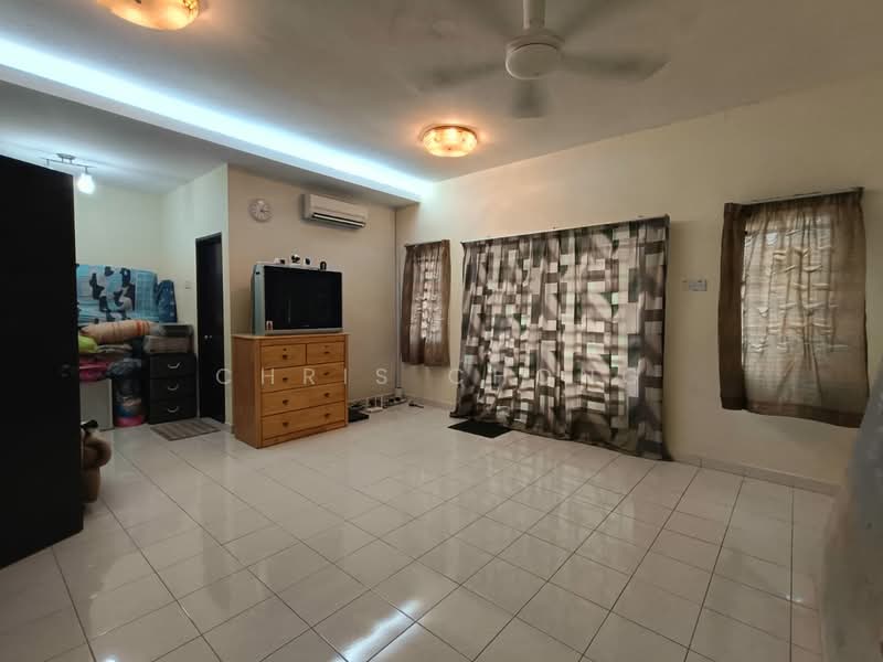 2-storey Terraced House for Sale in Bandar Mahkota Cheras (Cheras) - Chris Chong - Living Room - PropertyGuru.com.my