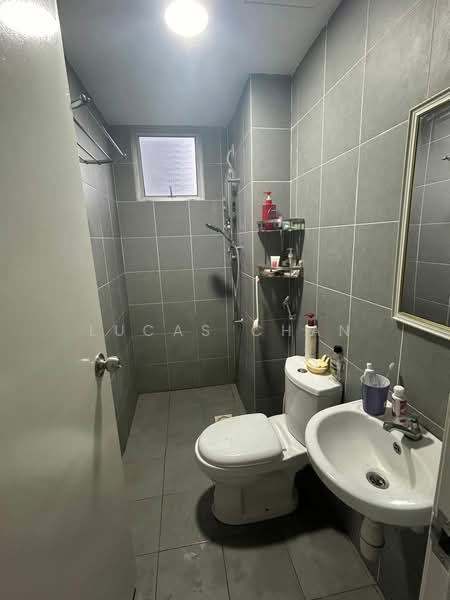 Pangsapuri untuk Disewa di Residensi Desamas - Lucas Chan - Bathroom - PropertyGuru.com.my