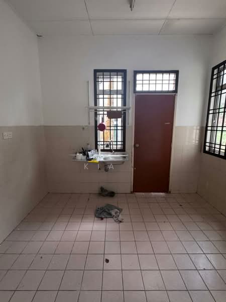 1-storey Terraced House for Sale in Taman JP Perdana (Johor Bahru) - Kia . - Kitchen - PropertyGuru.com.my