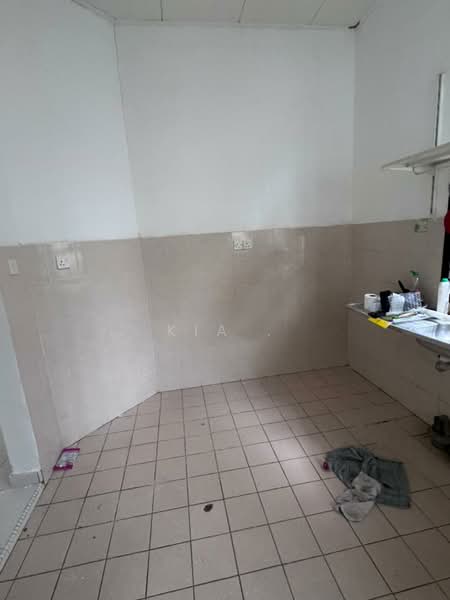 1-storey Terraced House for Sale in Taman JP Perdana (Johor Bahru) - Kia . - Kitchen - PropertyGuru.com.my