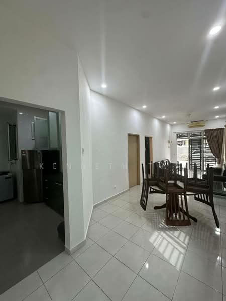 Terraced House for Rent in Austin Crest (Johor Bahru) - Kenneth Tan - Kitchen - PropertyGuru.com.my