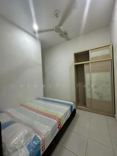 Terraced House for Rent in Austin Crest (Johor Bahru) - Kenneth Tan - Bedroom - PropertyGuru.com.my
