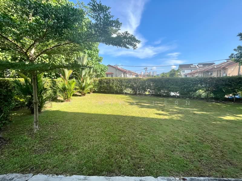 2-storey Terraced House for Sale in Mahkota Cheras (Cheras) - Chai Ming Hern - Garden - PropertyGuru.com.my