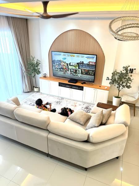 2-storey Terraced House for Rent in Bandar Gamuda Cove (Dengkil) - David Lao - Living Room - PropertyGuru.com.my