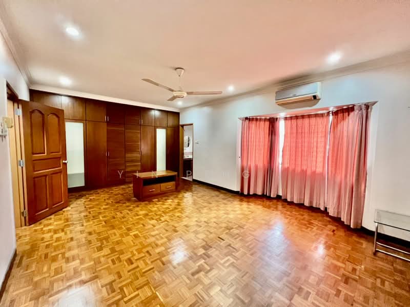 2-storey Terraced House for Rent in Taman Tun Dr Ismail (Kuala Lumpur) - Yin Peng . - Master Bedroom - PropertyGuru.com.my