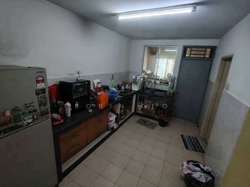 2-storey Terraced House for Sale in Taman Nusa Indah (Iskandar Puteri (Nusajaya)) - Robin Teo - Kitchen - PropertyGuru.com.my