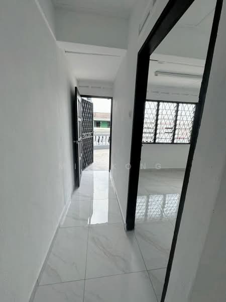 Rumah Teres 2 Tingkat untuk Dijual di Bandar Selesa Jaya (Skudai) - Min Kong - Corridor - PropertyGuru.com.my