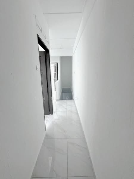 Rumah Teres 2 Tingkat untuk Dijual di Bandar Selesa Jaya (Skudai) - Min Kong - Corridor - PropertyGuru.com.my
