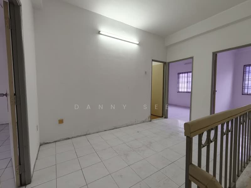 Rumah Teres 2 Tingkat untuk Dijual di Taman Putri Kulai (Kulai) - Danny See - Interior - PropertyGuru.com.my