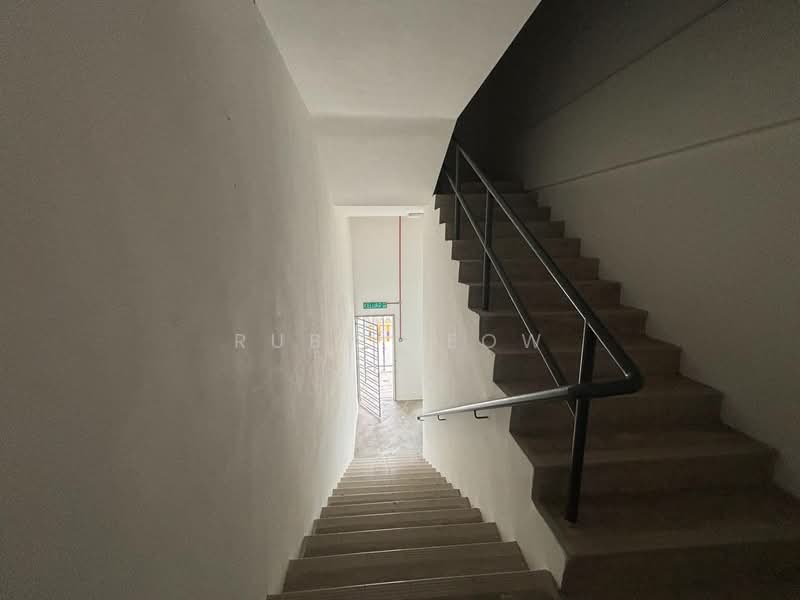 Terrace Factory for Rent in Taman Desa Cemerlang (Ulu Tiram) - Ruby Teow - Corridor - PropertyGuru.com.my