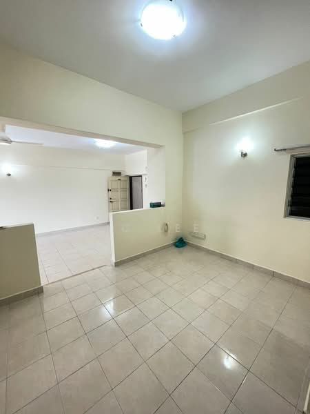 Condominium for Sale at Kelana Mahkota - Jc Lee - Living Room - PropertyGuru.com.my