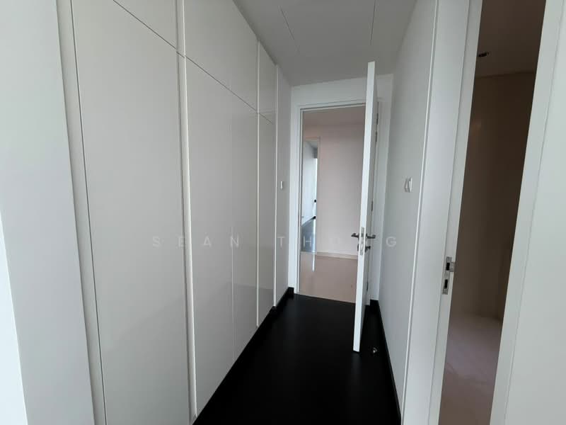 Servis Apartment untuk Disewa di Pavilion Damansara Heights - Sean Thong - Corridor - PropertyGuru.com.my