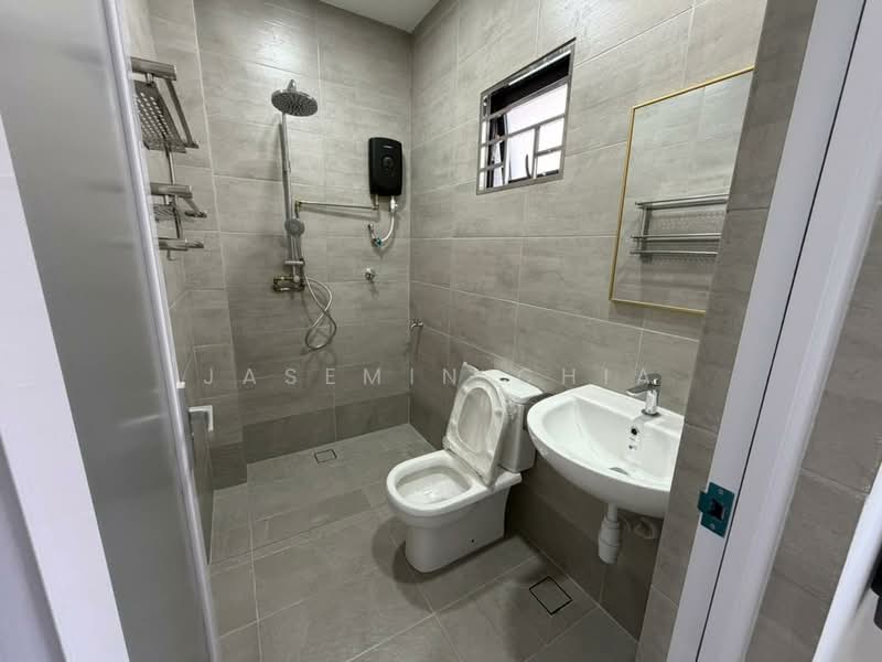 Rumah Teres 2.5 Tingkat untuk Disewa di Kepong Baru (Kepong) - Jasemin Chia - Bathroom - PropertyGuru.com.my