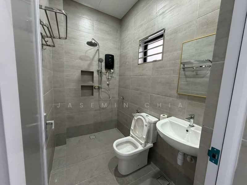 Rumah Teres 2.5 Tingkat untuk Disewa di Kepong Baru (Kepong) - Jasemin Chia - Bathroom - PropertyGuru.com.my