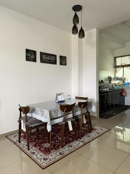 Rumah Teres 2 Tingkat untuk Dijual di Taman Kota Masai (Pasir Gudang) - Max Loh - Dining Room - PropertyGuru.com.my
