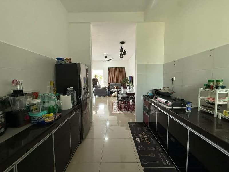 Rumah Teres 2 Tingkat untuk Dijual di Taman Kota Masai (Pasir Gudang) - Max Loh - Kitchen - PropertyGuru.com.my