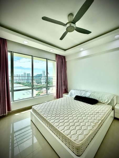 Kondominium untuk Disewa di The Waterfront Condominium - KK Kwok - Bedroom - PropertyGuru.com.my
