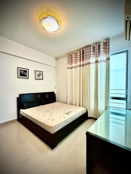 Kondominium untuk Disewa di The Waterfront Condominium - KK Kwok - Bedroom - PropertyGuru.com.my