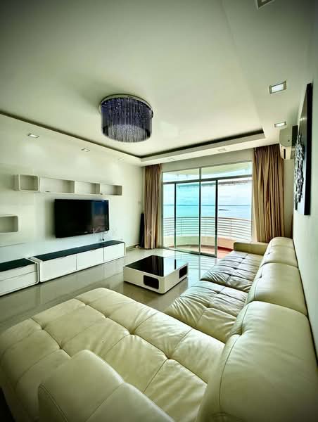 Kondominium untuk Disewa di The Waterfront Condominium - KK Kwok - Living Room - PropertyGuru.com.my