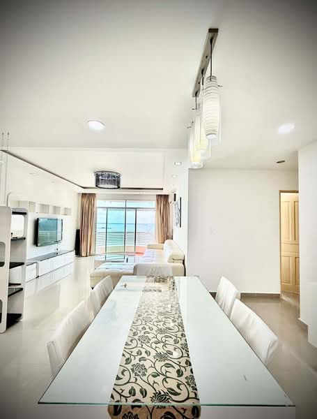 Kondominium untuk Disewa di The Waterfront Condominium - KK Kwok - Living Room - PropertyGuru.com.my