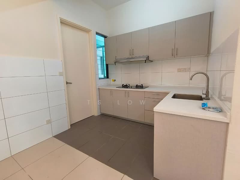 Condominium for Rent at KM1 West - TS Low - Kitchen - PropertyGuru.com.my