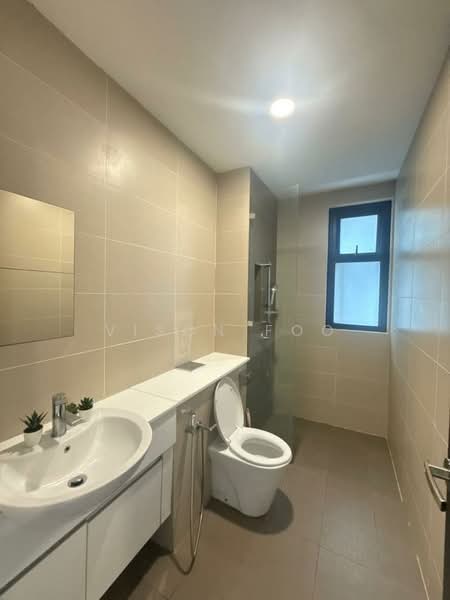 Servis Apartment untuk Disewa di Setia Sky 88 - Vison Foo - Bathroom - PropertyGuru.com.my