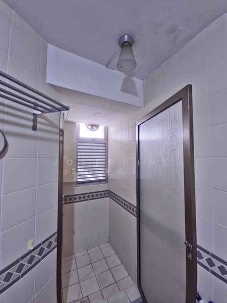 Condominium for Rent at Riana Green Condominium - Josephine Gooi - Bathroom - PropertyGuru.com.my