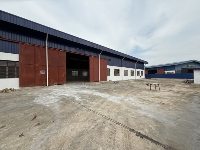 Warehouse for Rent in Bandar Damansara Kuantan (Sungai Karang) - Rachel Tam - PropertyGuru.com.my