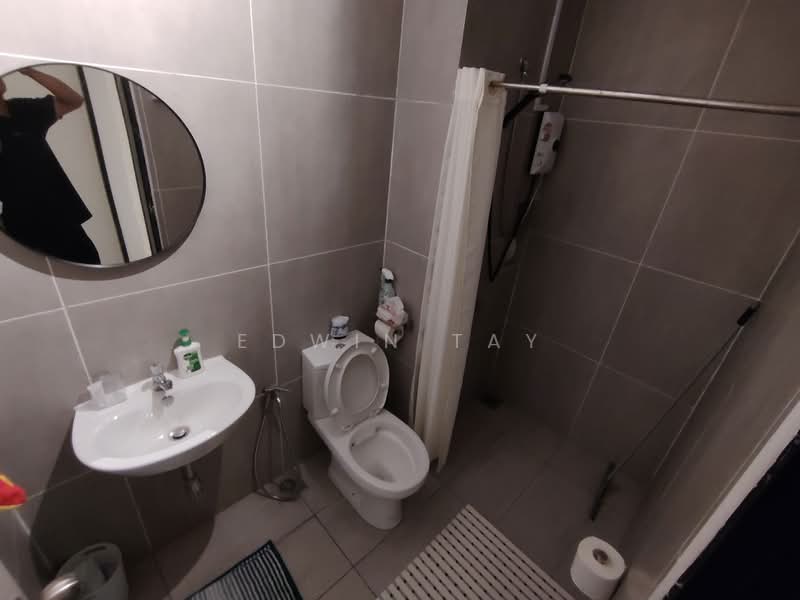 Service Residence for Sale at Space Residency - Edwin Tay - toilet outside - PropertyGuru.com.my