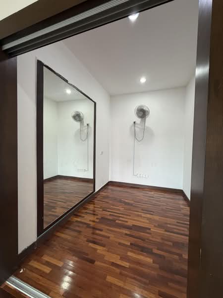 2-storey Terraced House for Sale in Kota Kemuning (Shah Alam) - Elyn Teh - Interior - PropertyGuru.com.my