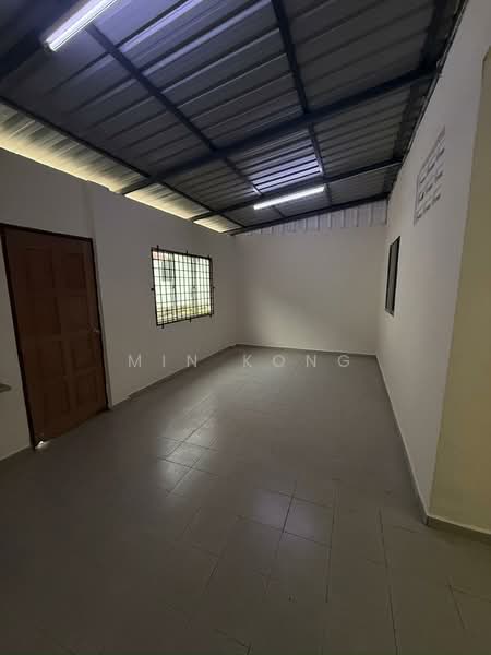Rumah Teres 2 Tingkat untuk Disewa di Taman Puteri Wangsa (Ulu Tiram) - Min Kong - Interior - PropertyGuru.com.my