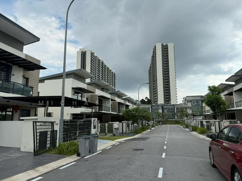 2-storey Terraced House for Sale in Taman Damansara Aliff (Tampoi) - Michael Ah Kang - Exterior - PropertyGuru.com.my