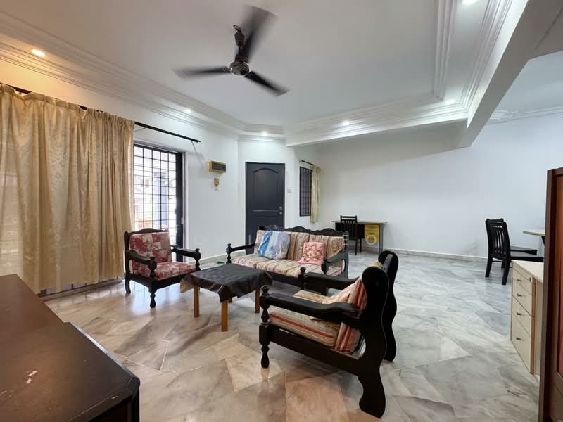 2-storey Terraced House for Rent in Bandar Indahpura (Kulai) - Robin Teo - Living Room - PropertyGuru.com.my