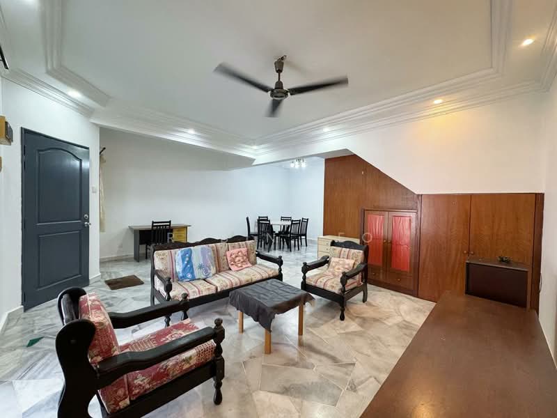 2-storey Terraced House for Rent in Bandar Indahpura (Kulai) - Robin Teo - Living Room - PropertyGuru.com.my