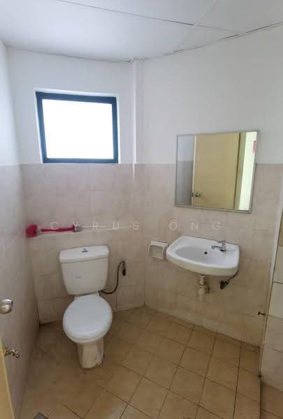 Kondominium untuk Dijual di Changkat View - Cyrus Ong - Bathroom - PropertyGuru.com.my