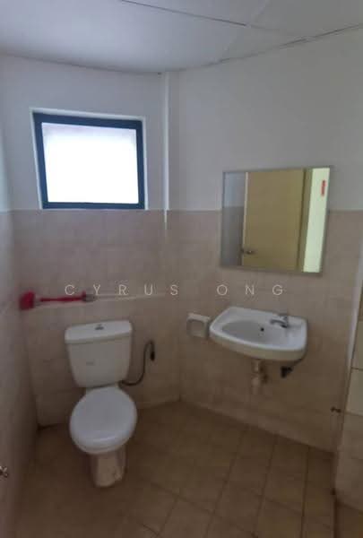Kondominium untuk Dijual di Changkat View - Cyrus Ong - Bathroom - PropertyGuru.com.my