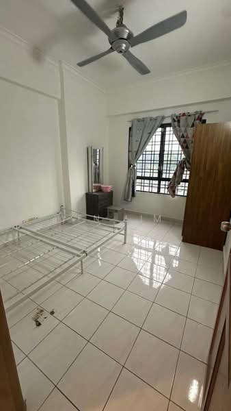 Kondominium untuk Disewa di Vista Millennium Condominium - Yen Lim - Bedroom - PropertyGuru.com.my