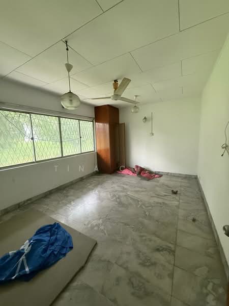 Bungalow for Sale in Jalan Klang Lama (Old Klang Road) (Kuala Lumpur) - Tina Chua - Bedroom - PropertyGuru.com.my