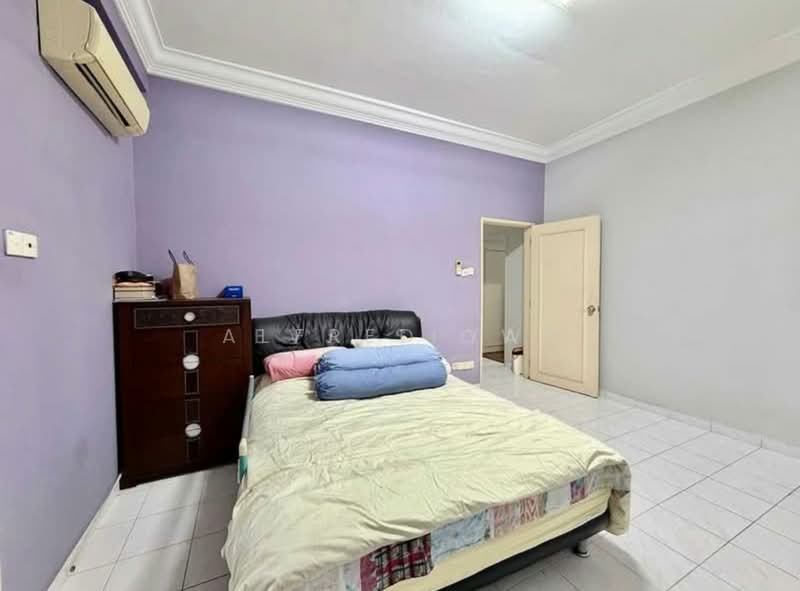 Pangsapuri untuk Dijual di Mewah View Luxurious Apartments - Alfred Yap - Bedroom - PropertyGuru.com.my