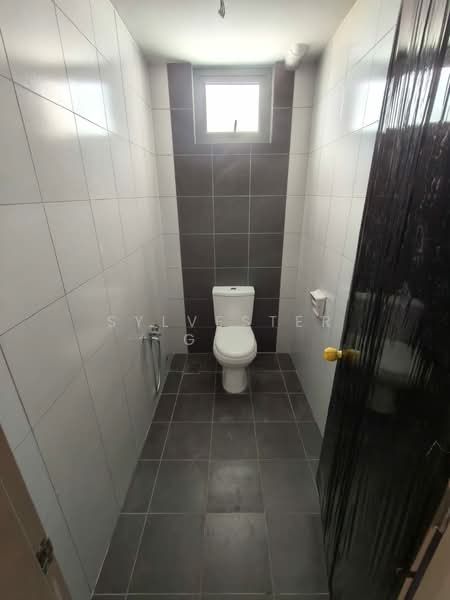 Kedai untuk Disewa di Taman Sutera (Kajang) - Sylvester Goh - Bathroom - PropertyGuru.com.my