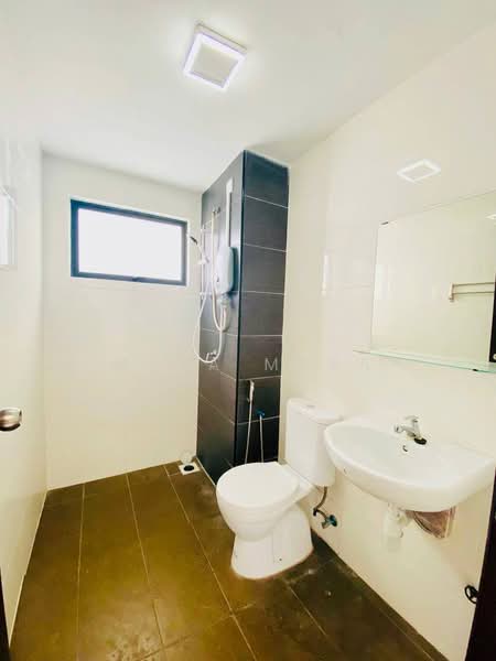 Condominium for Sale at Oasis 1 - Maya Myra - Bathroom - PropertyGuru.com.my