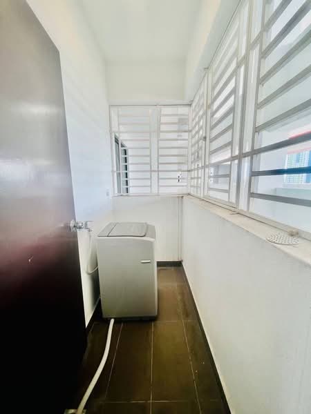 Condominium for Sale at Oasis 1 - Maya Myra - Balcony - PropertyGuru.com.my