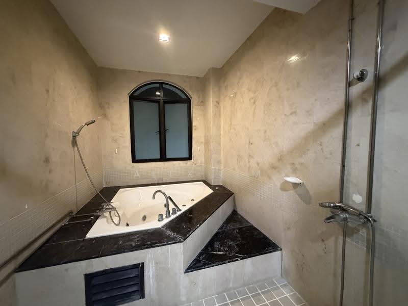 Condominium for Rent at Moonlight Bay - Alex Lim - Bathroom - PropertyGuru.com.my