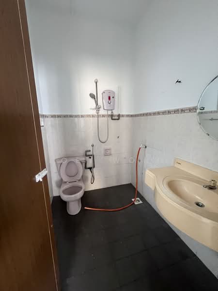 Rumah Teres 1 Tingkat untuk Disewa di SS12 (Subang Jaya) - Joey Wong - Bathroom - PropertyGuru.com.my