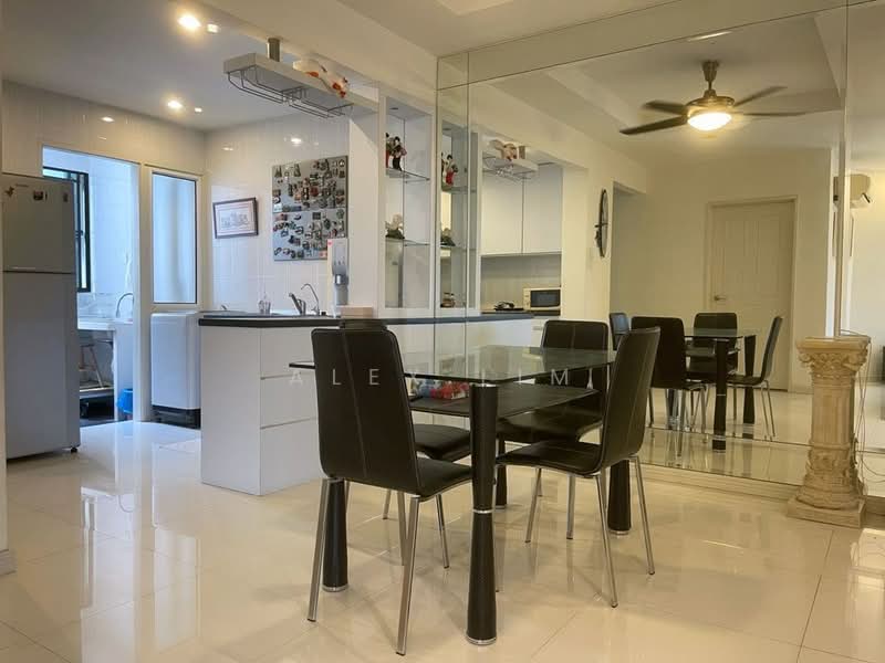 Condominium for Rent at Marina Bay Condominium - Alex Lim - Kitchen - PropertyGuru.com.my