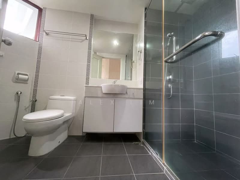 Condominium for Rent at Marina Bay Condominium - Alex Lim - Bathroom - PropertyGuru.com.my
