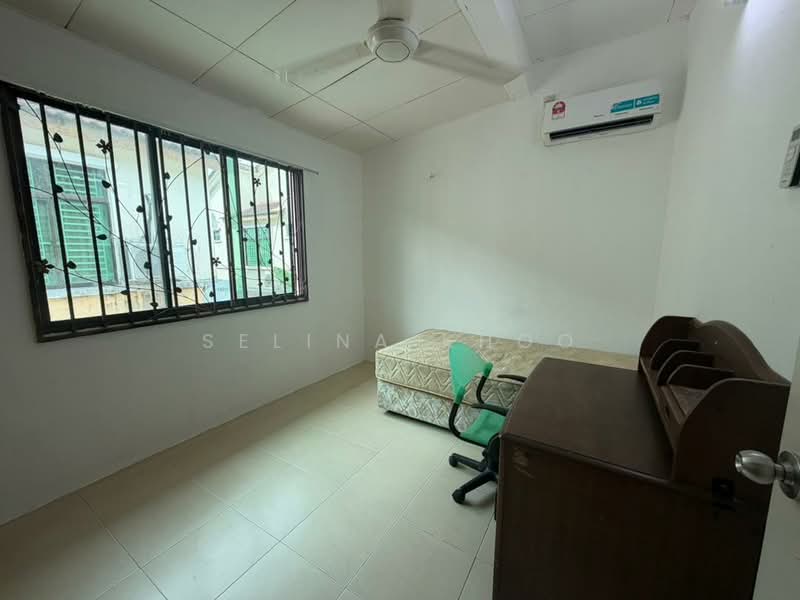 Rumah Berkembar untuk Dijual di Bandar Putra Bertam (Kepala Batas) - Selina Khoo - Bedroom - PropertyGuru.com.my