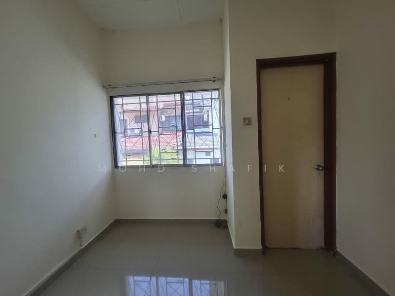 Terraced House for Rent in Usj 13 (Subang Jaya) - Mohd Shafik - Interior - PropertyGuru.com.my