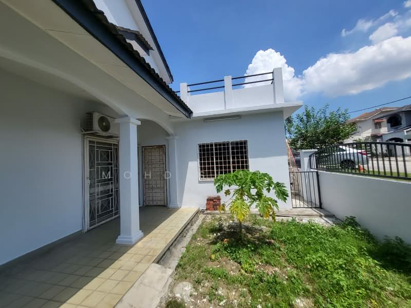 Terraced House for Rent in Usj 13 (Subang Jaya) - Mohd Shafik - Exterior - PropertyGuru.com.my