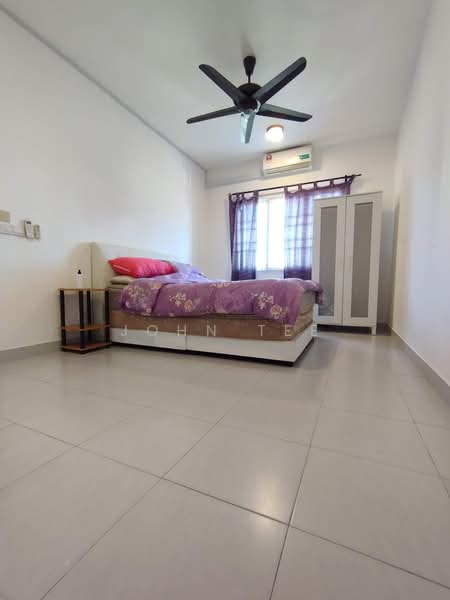 Apartment for Sale at Seri Intan Apartment - John Tee - Bedroom - PropertyGuru.com.my